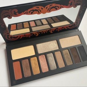 Kat Von D Monarch Eyeshadow Palette